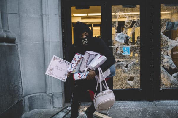 Looting in Chicago